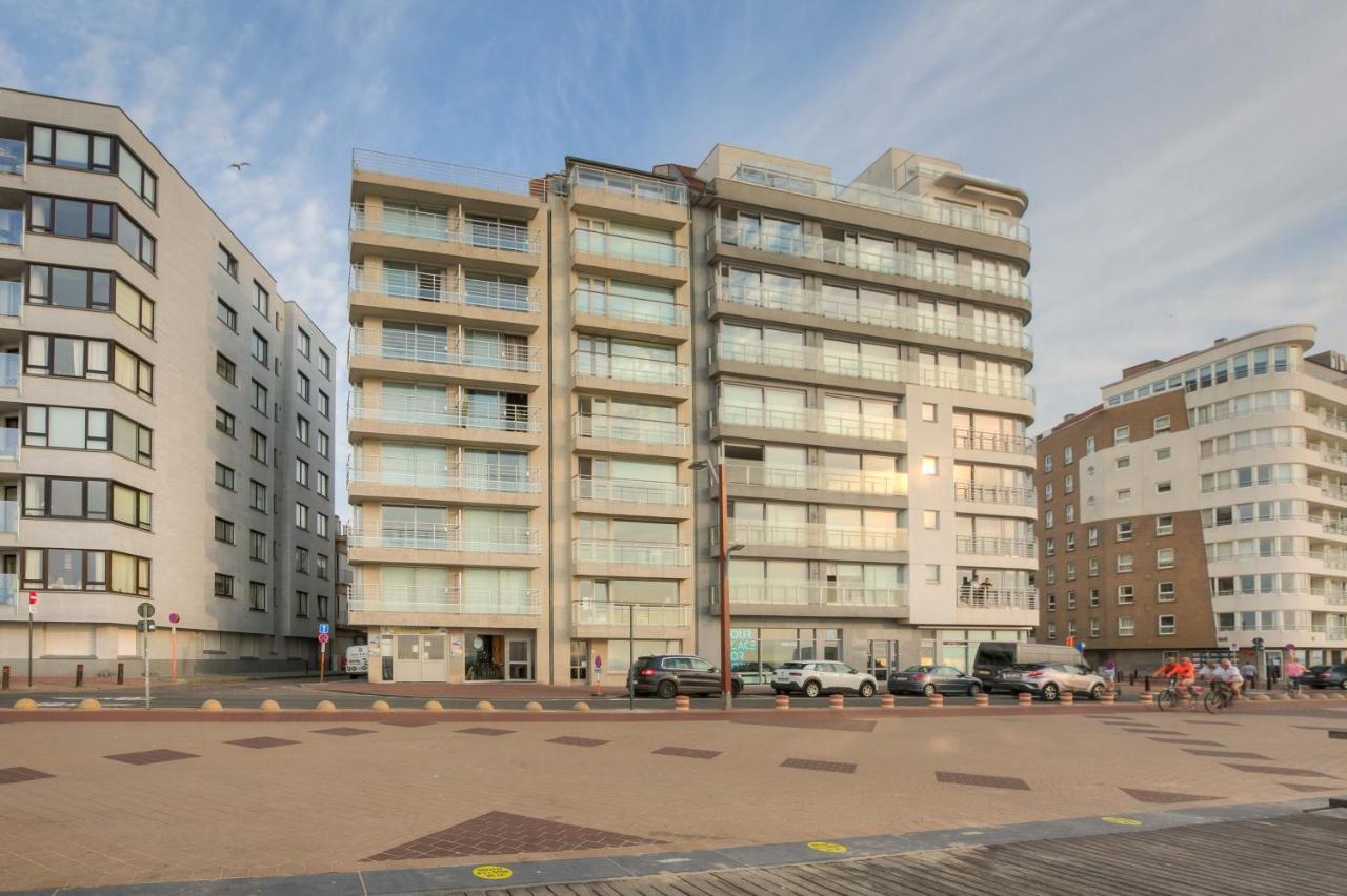 Appartementen Op De Zeedijk In Knokke Op De 3E En 4E Verdieping Van Logie Marie Zewnętrze zdjęcie