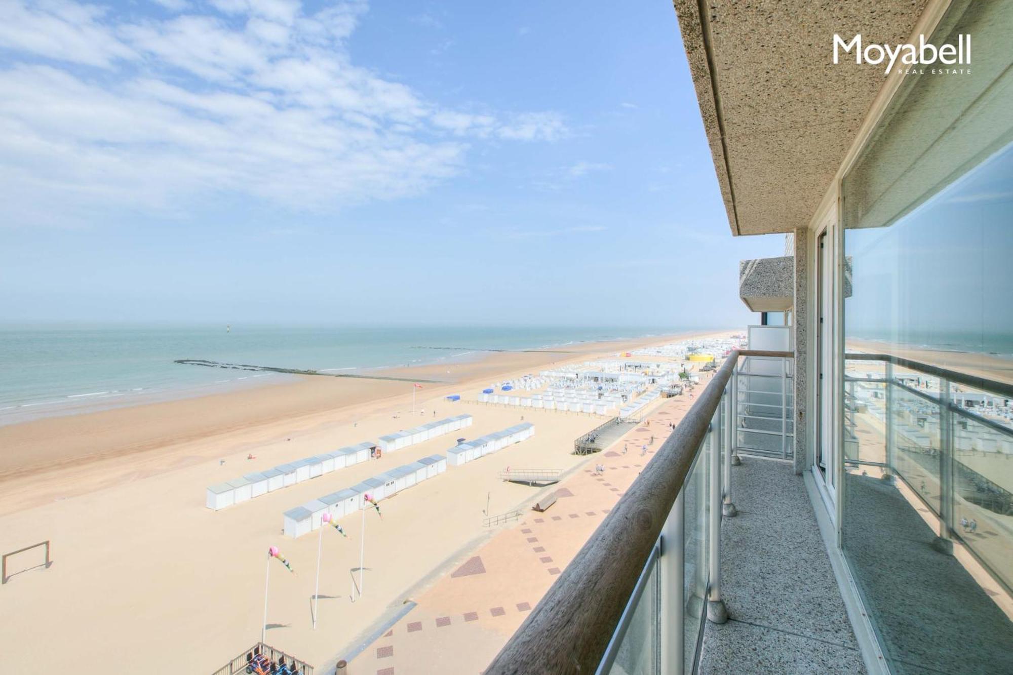 Appartementen Op De Zeedijk In Knokke Op De 3E En 4E Verdieping Van Logie Marie Zewnętrze zdjęcie